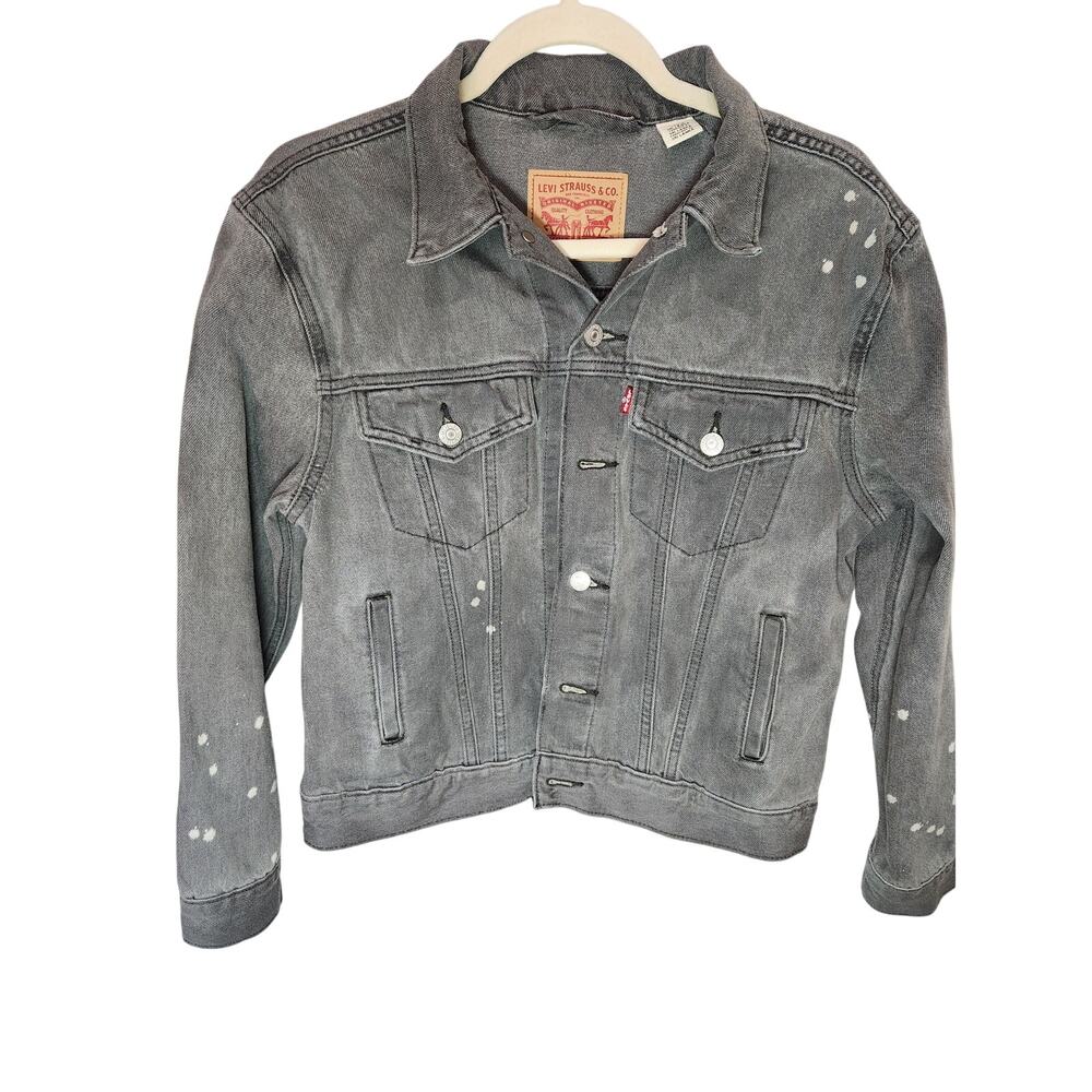 LEVI'S Jean Jacket/ size small/ boxy fit/gray color